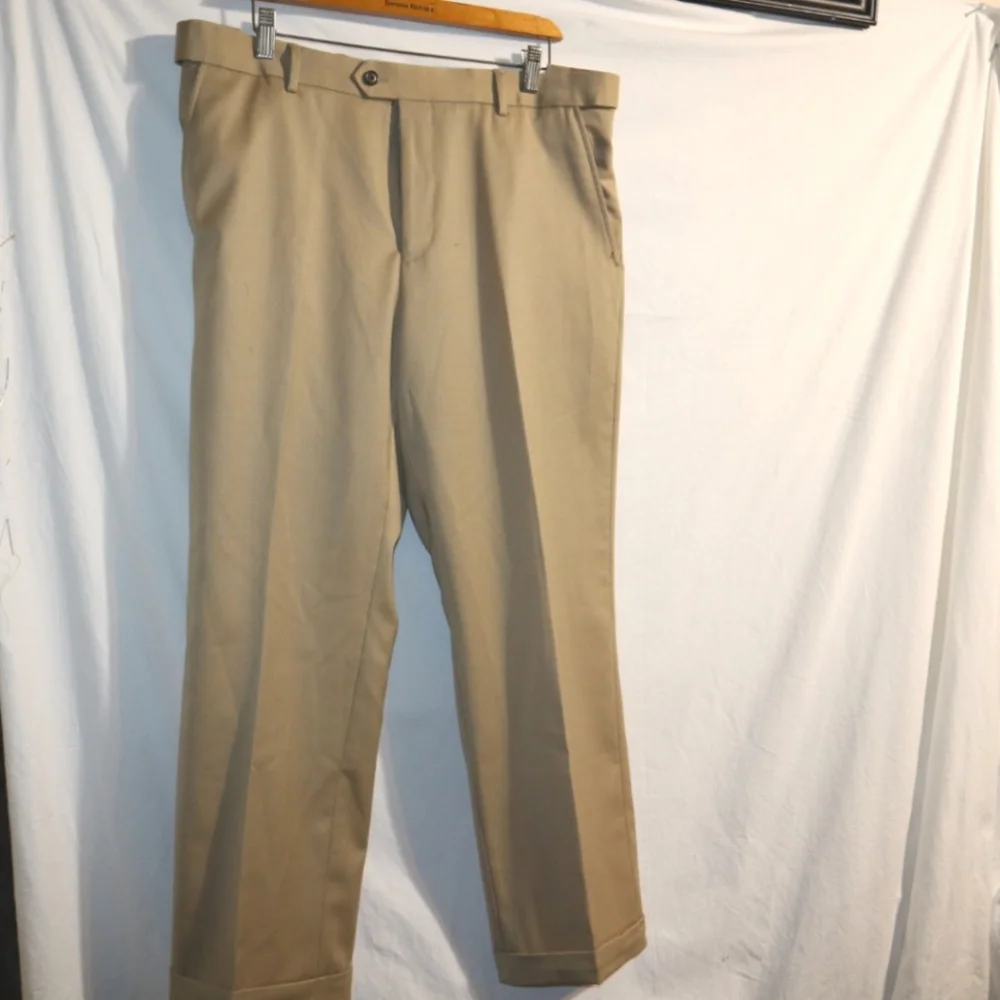 TravelSmith Pants Mens 34 Wool Blend Khaki‎ Flap Pocket Cuffed Pleated Tan